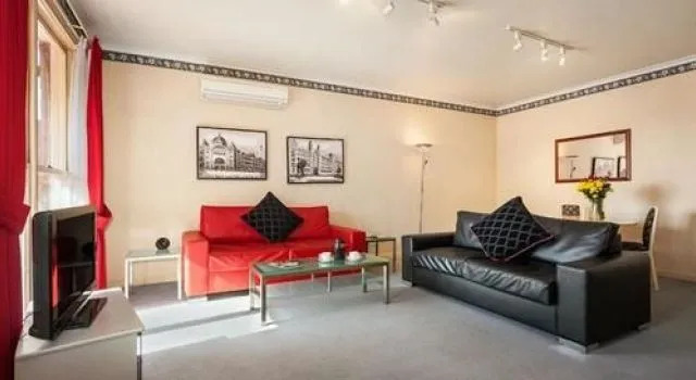 Clocktower Apartment Hotel