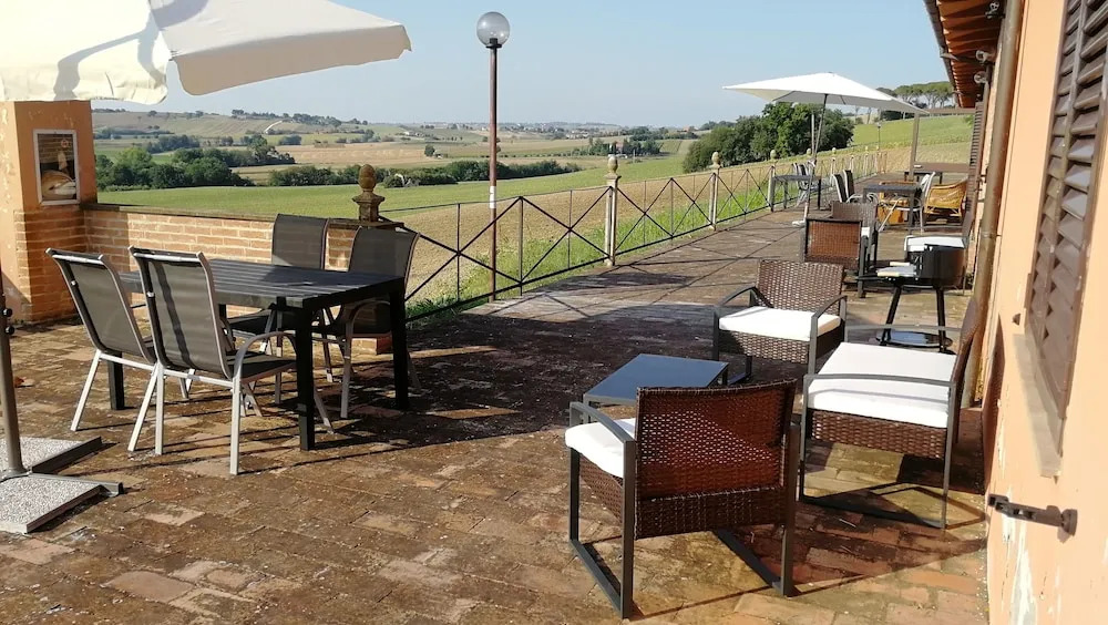 Apartment 2 People Farmhouse Villa Luzi