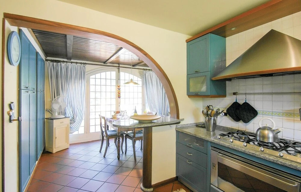 Awesome Home In Massarosa -Lu