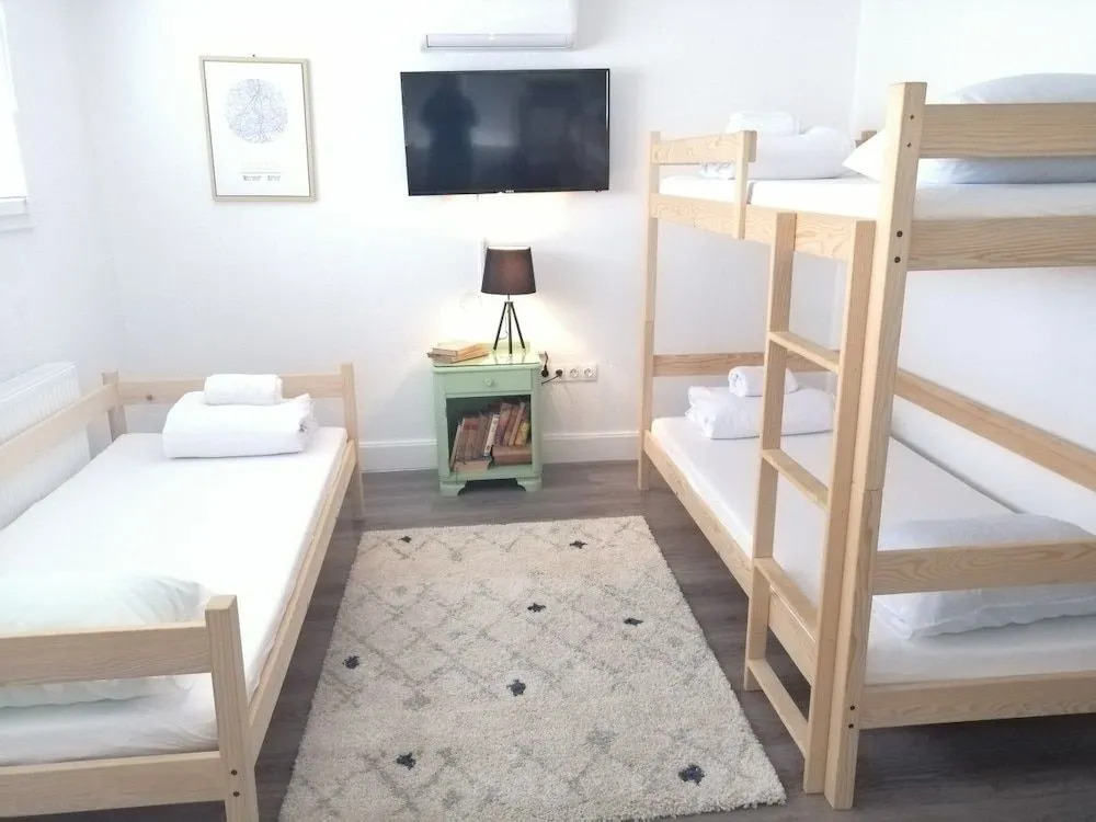 Hostel Eva