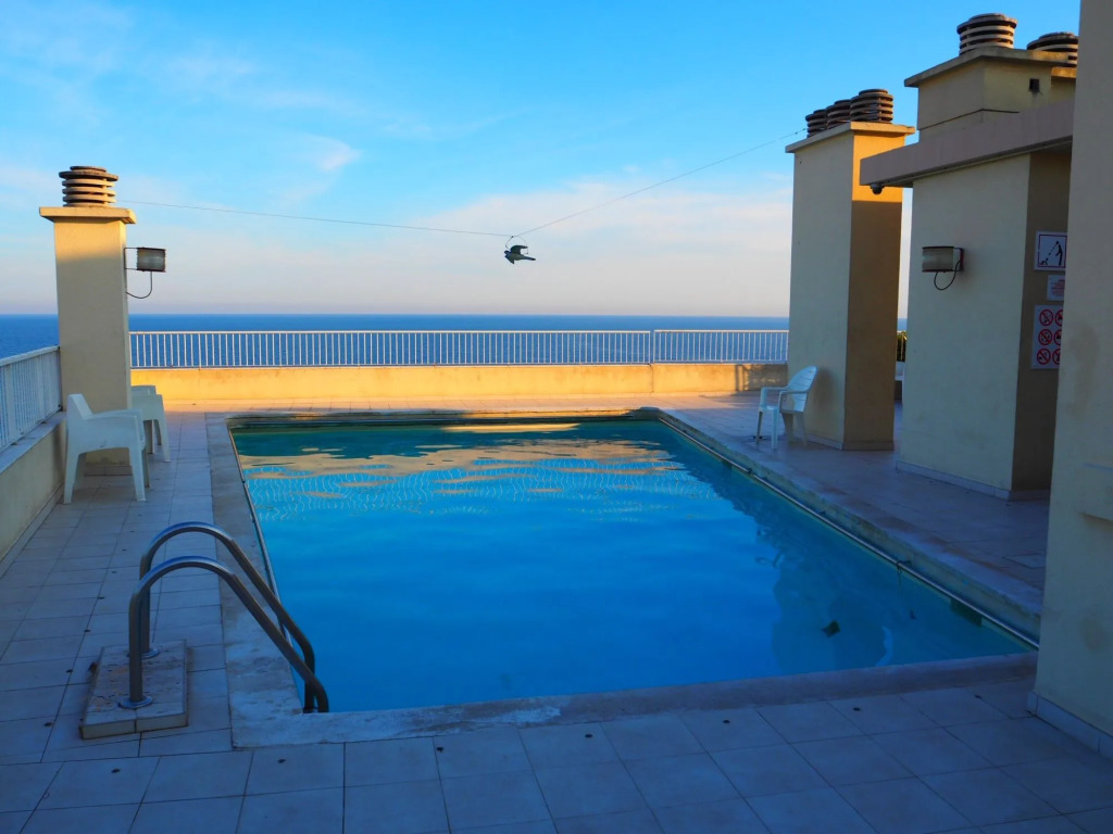Nestor&Jeeves - SUITE ROYAL LUXEMBOURG - Central - Swimming pool on roof