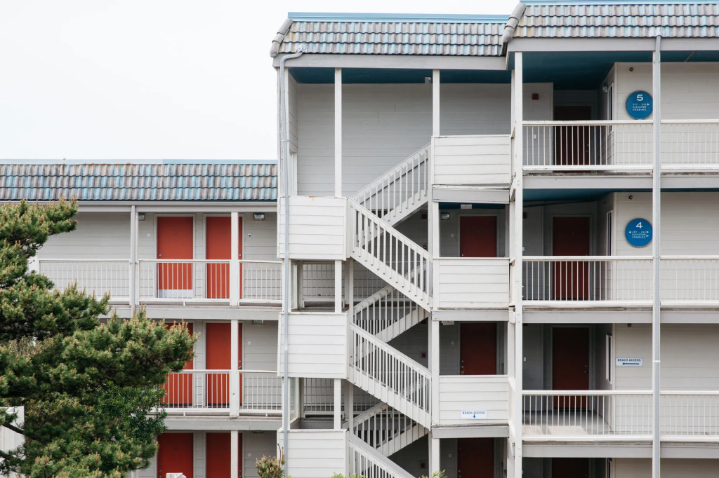 Surftides Hotel