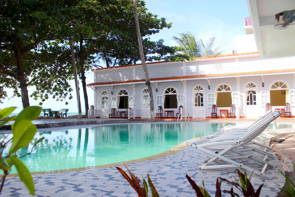 Sand Beach Resort