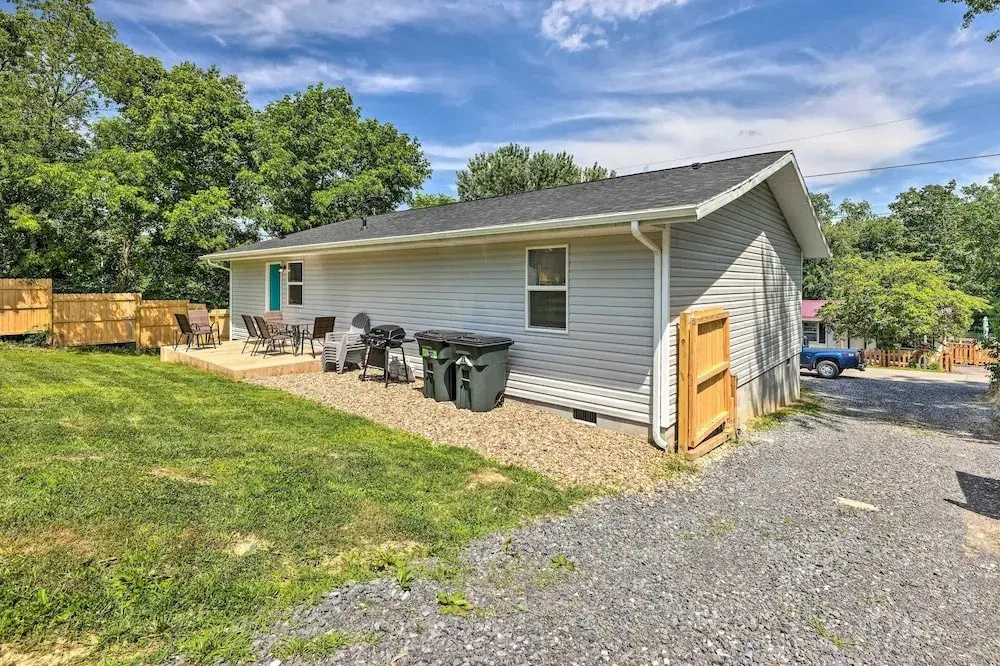 Pet-friendly Digs w/ Fire Pit & Large Yard