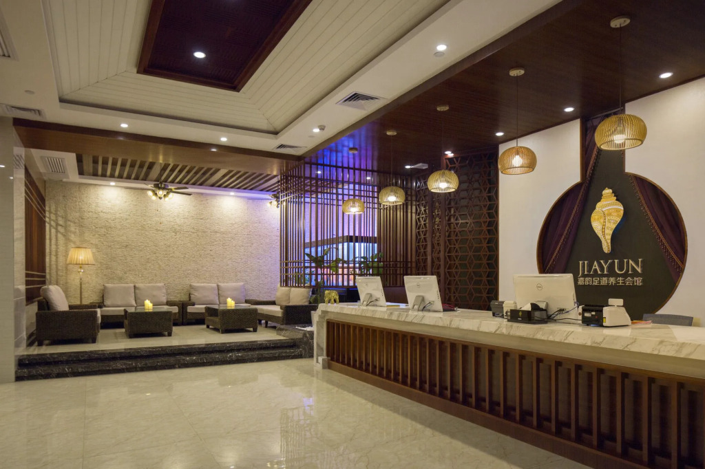 Honder International Hotel
