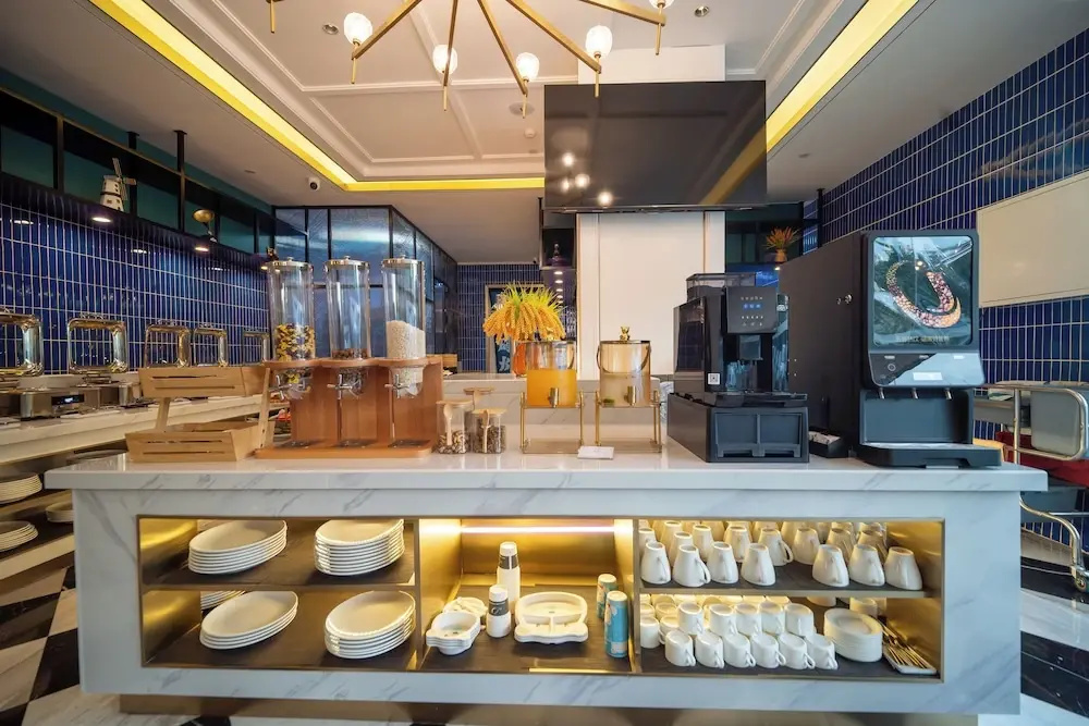 Pazhou XANA Deluxe International Hotel Pazhou Convention and Exhibition Center Nanzhou Metro Station Branch