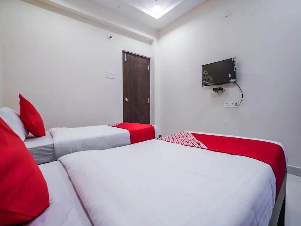 Jaswitha Homes By OYO Rooms