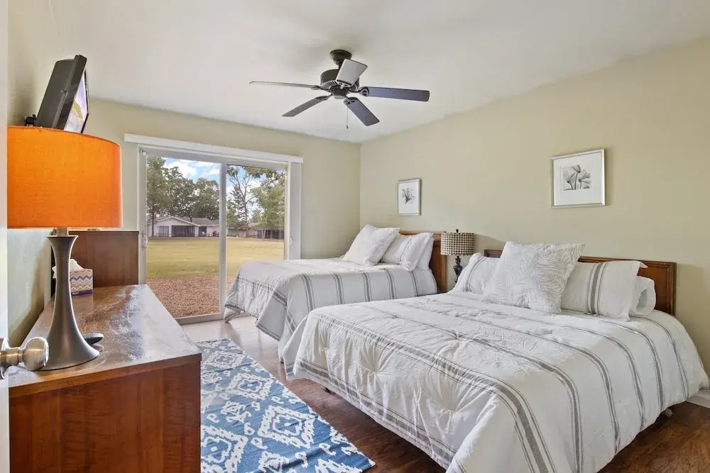 Perfect Resort Retreat Close to Everything
