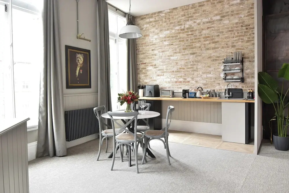 Yorkshire Grey Pub & Rooms