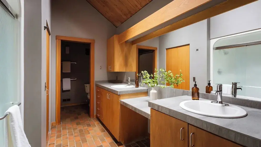 Skylight by Avantstay Elevated Mountain Home w/ Hot Tub, Billiards, Large Patio