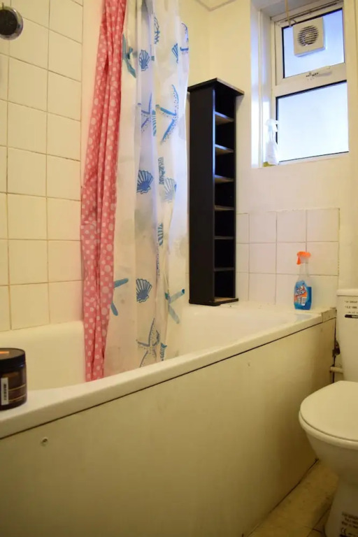 Studio Flat Next to Regent's Park Sleeps 2
