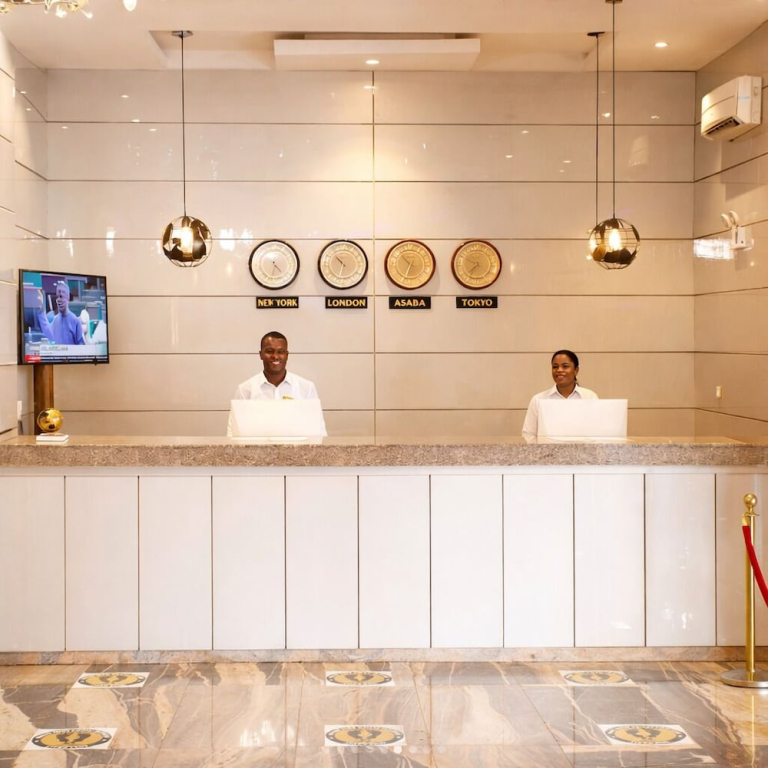 Pinnacle Castle Hotel Asaba