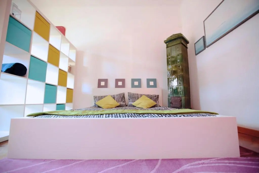 Giulia Halldis Apartment