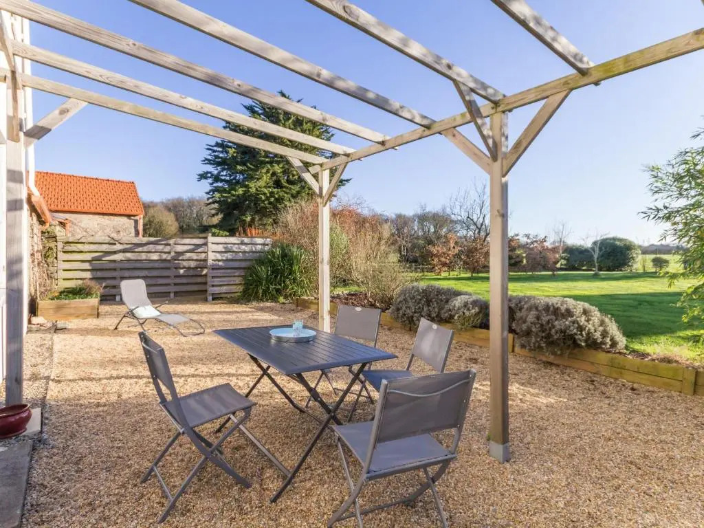 Gîte paisible proche de la mer avec jardin, WIFI, et équipements bébé - FR-1-306-1037