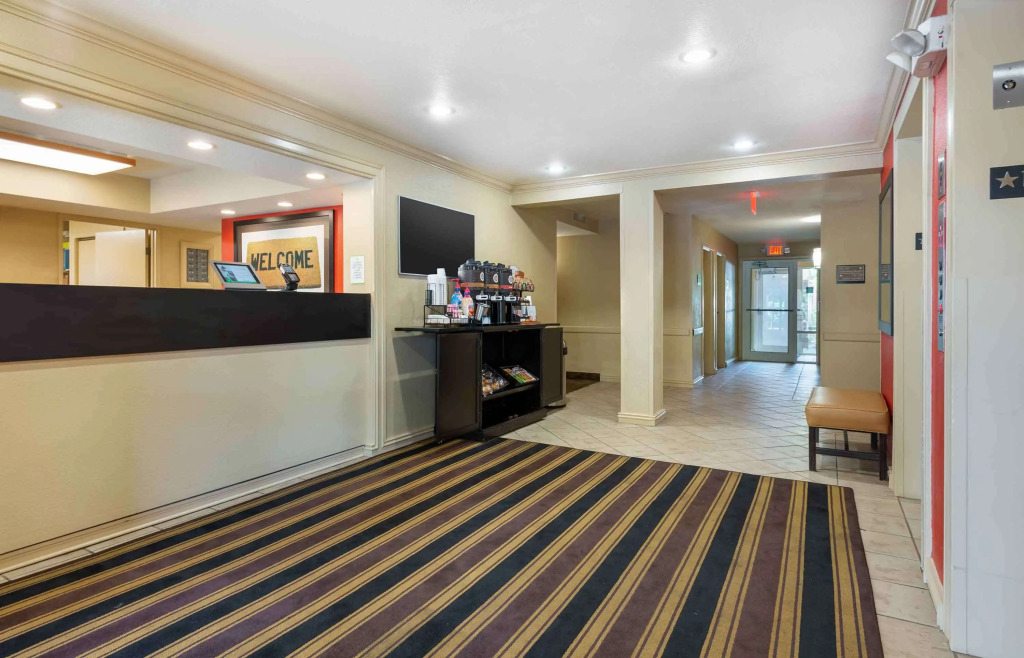 Extended Stay America Suites - Newark - Woodbridge