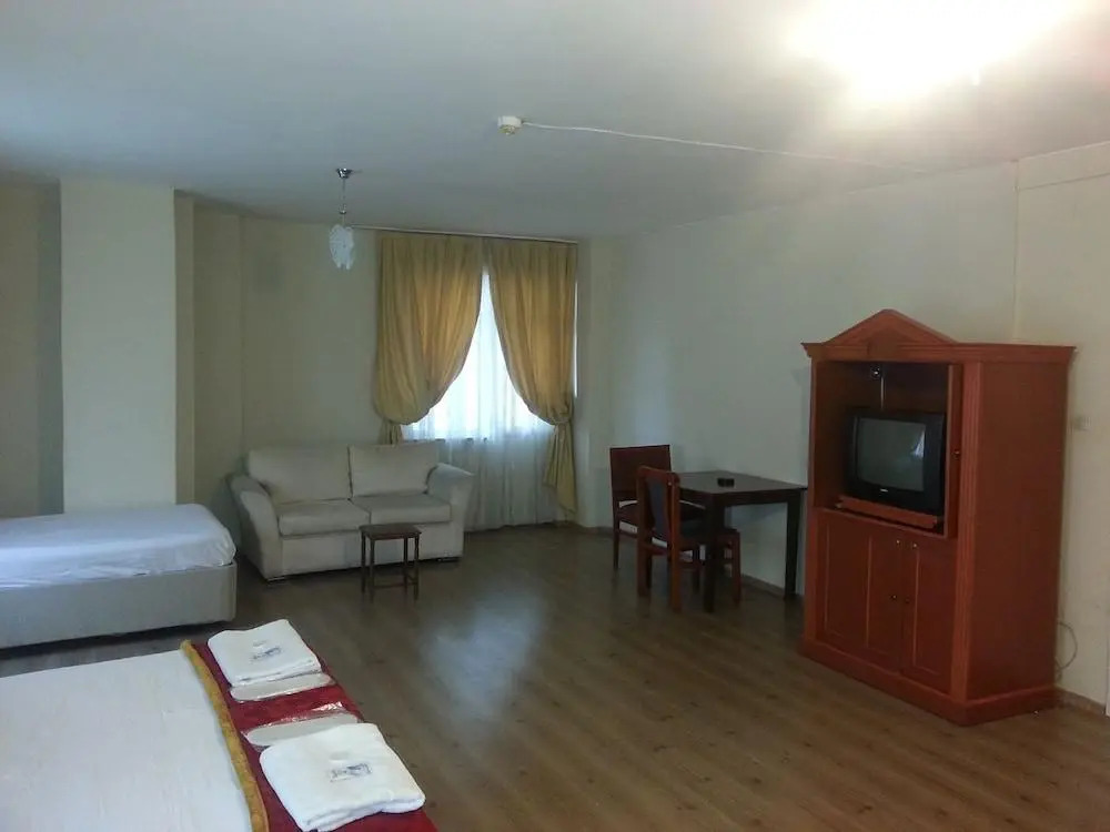 Kona Otel