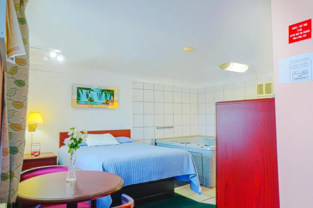 Bay Motel By OYO Bay City