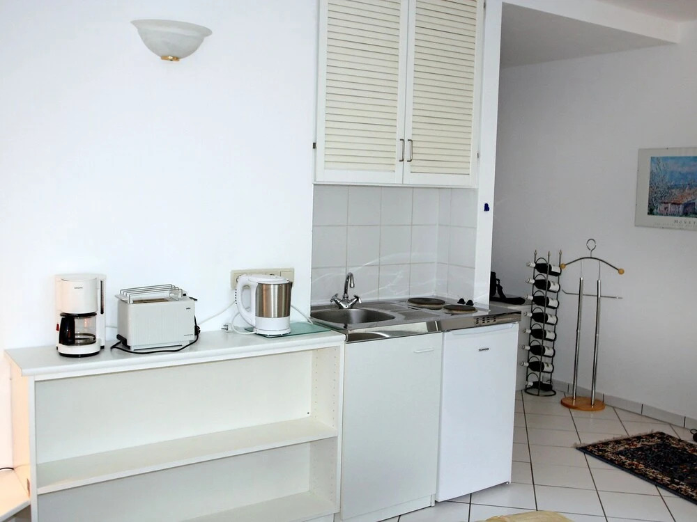 Apartment Appartement A12 by Interhome