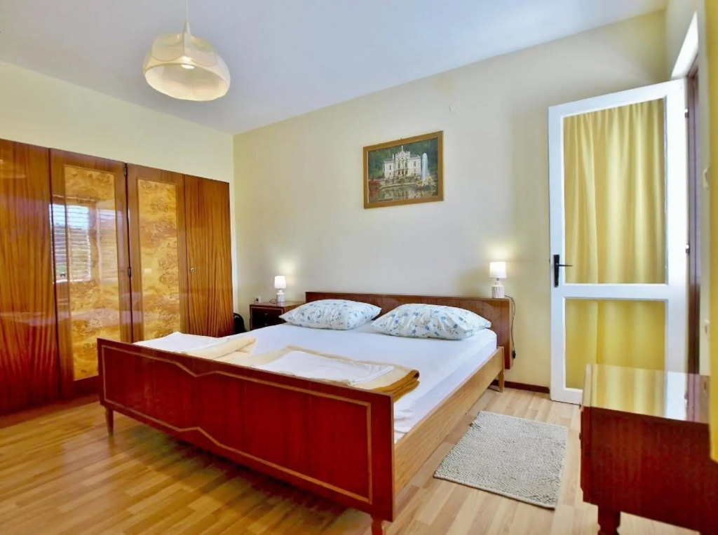 Apartments Ivan