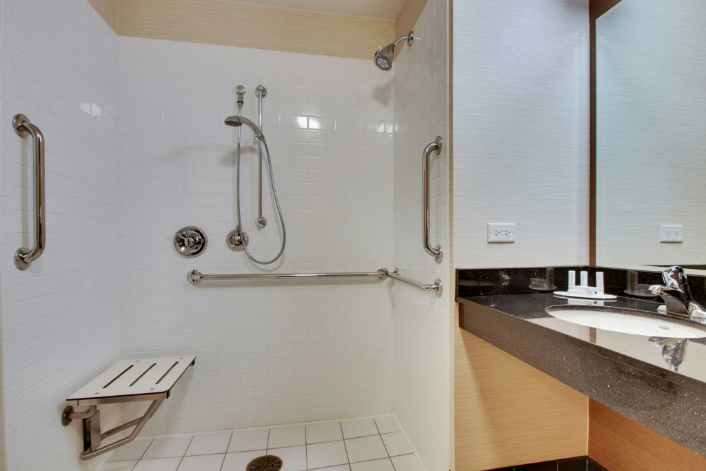 Fairfield Inn & Suites by Marriott Ottawa Starved Rock Area