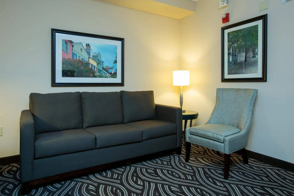 Hilton Garden Inn Charleston Airport