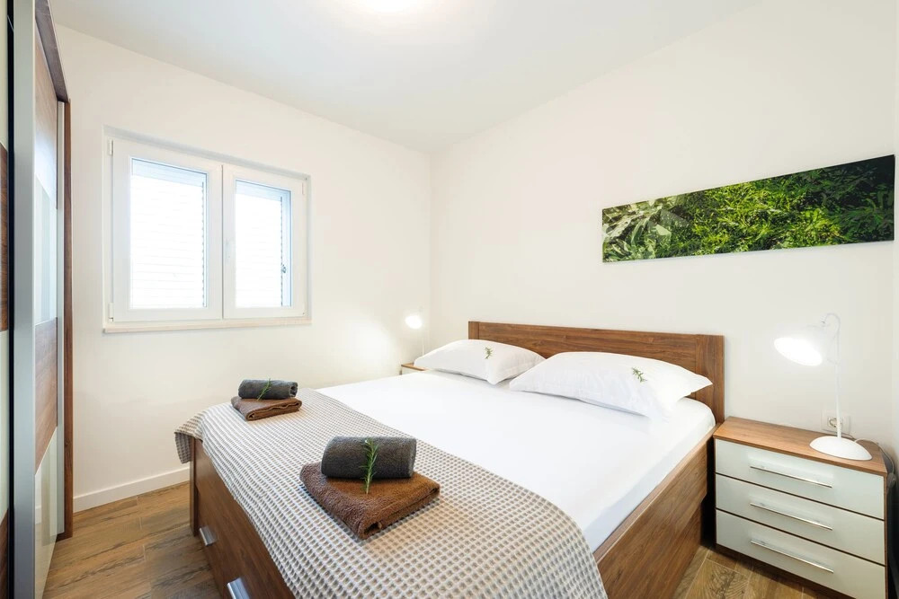 Villa Vision with Heated Pool & Jacuzzi in Sestanovac