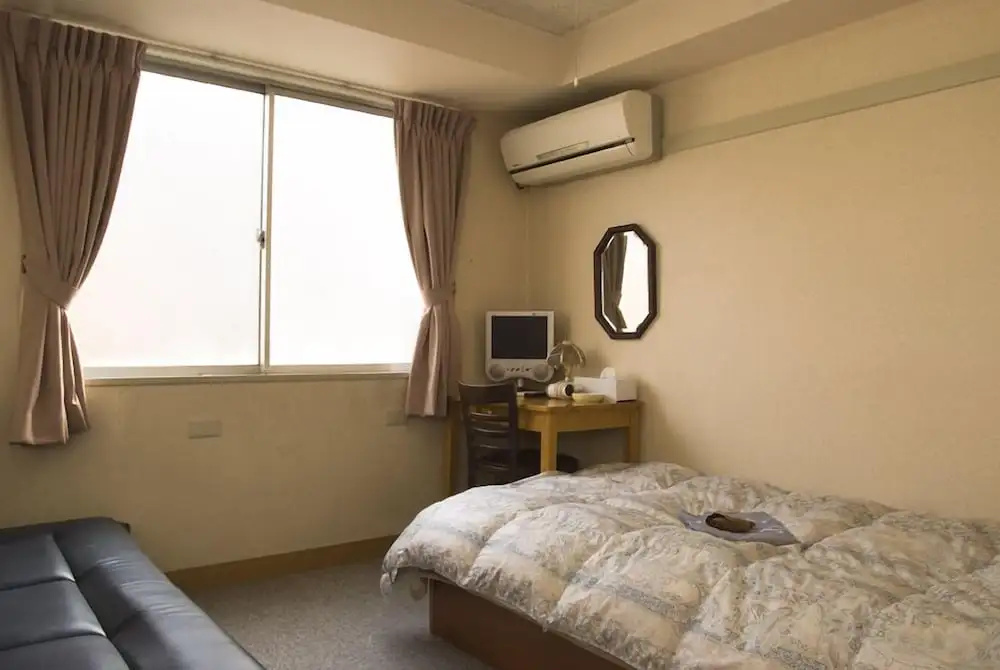 Aoi Hotel