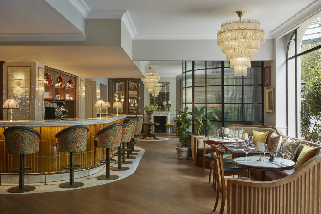 Отель Le Grand Hotel Cayre