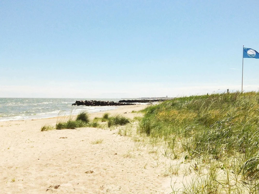 Cozy Holiday Home in Frederikshavn With Sea View