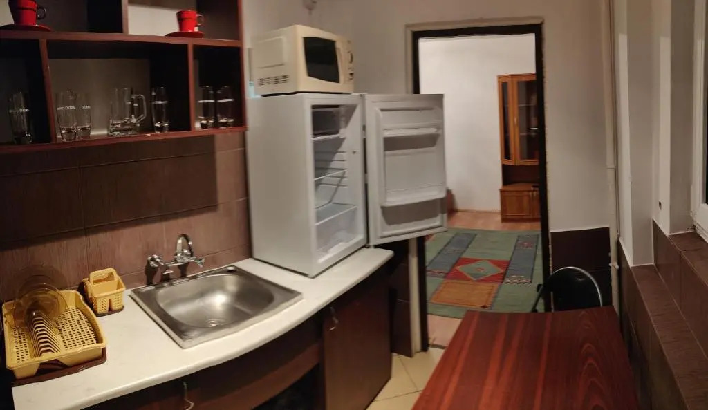Lexington Apartments