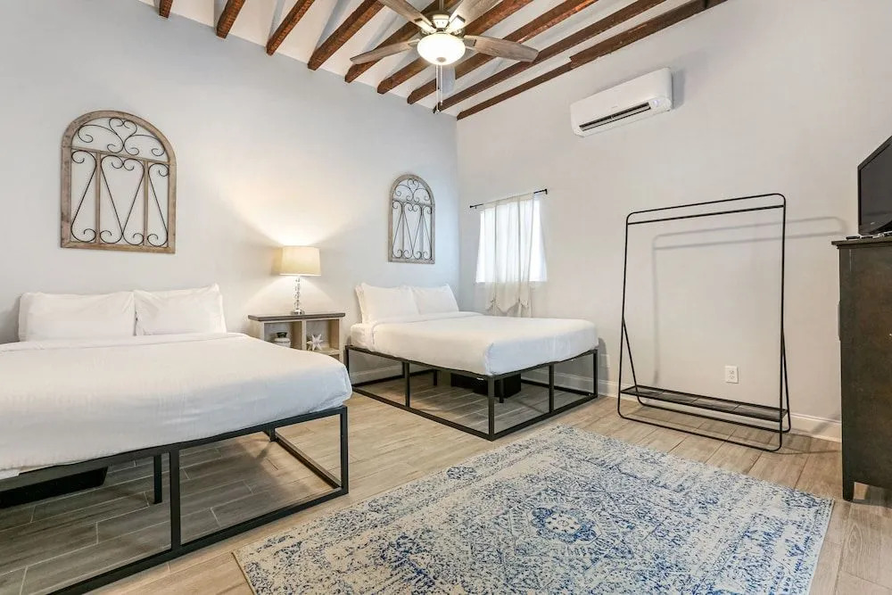 Charming Homes Close to French Quarter