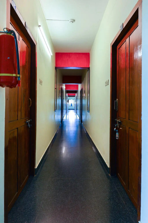 Super Hotel O East Fort