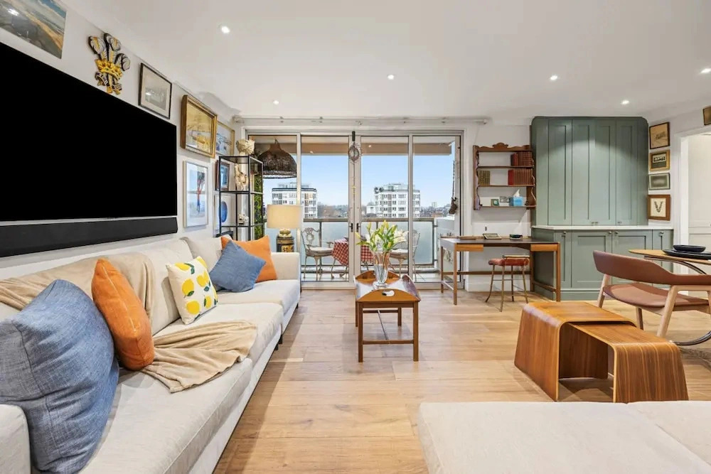 Stunning Flat in Chelsea Kings Road With Balcony