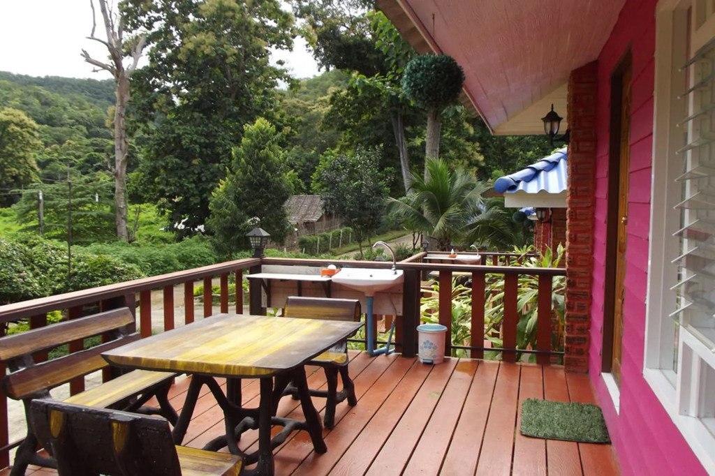 Phuchomjan Resort
