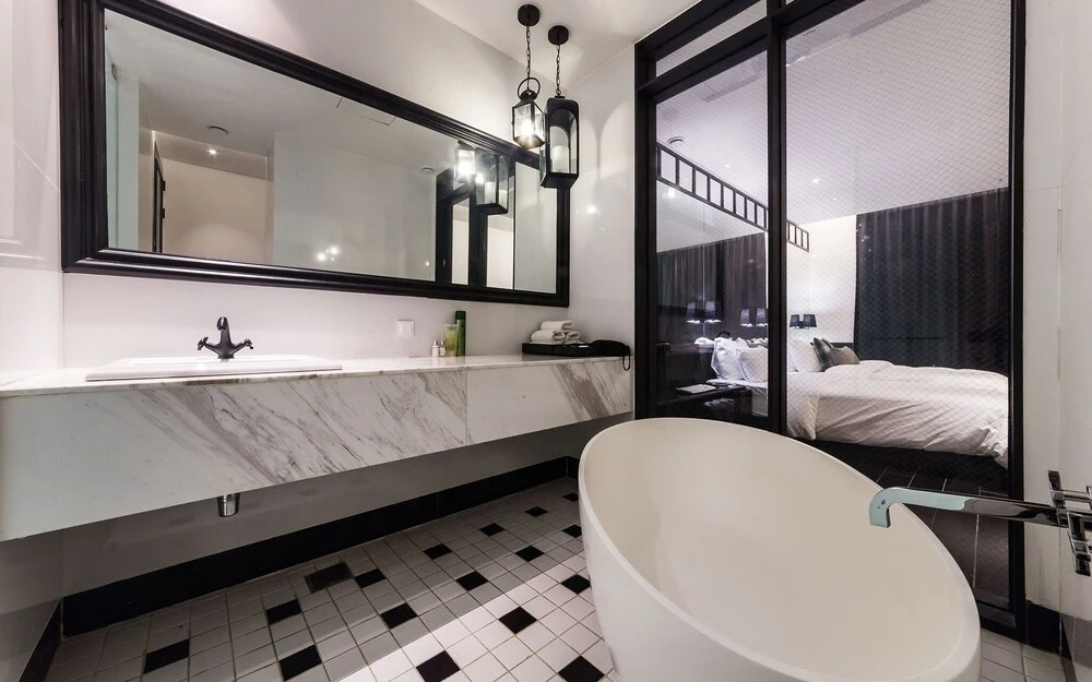 Hotel VOW