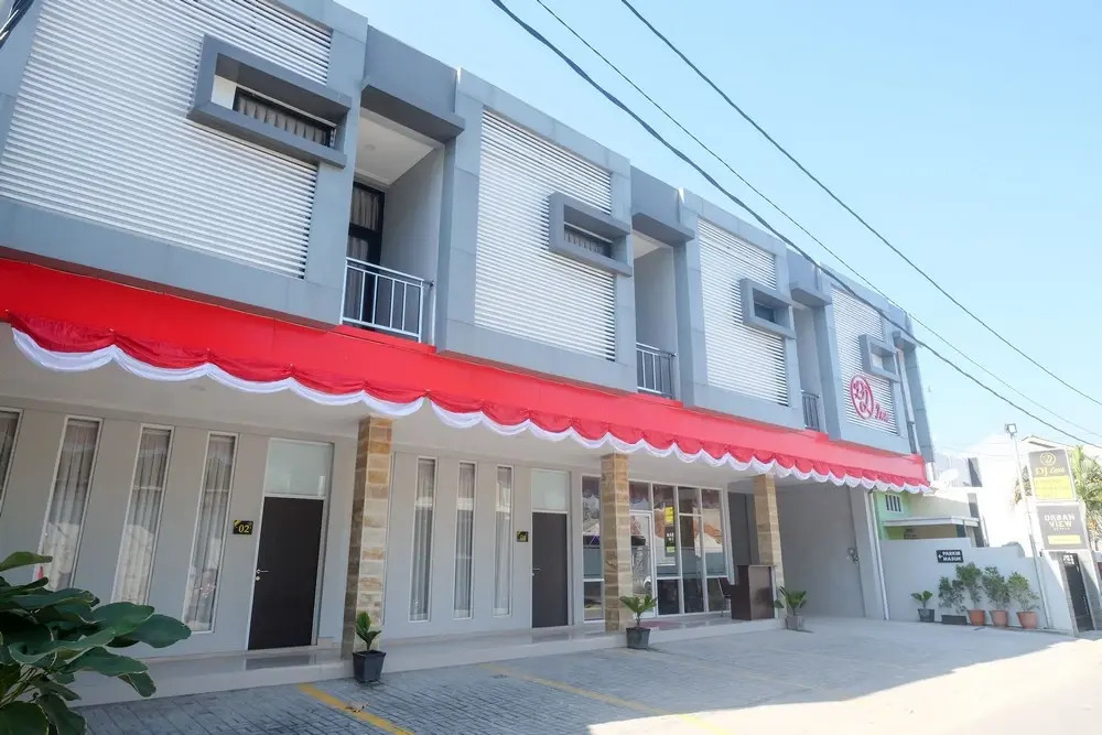 Urbanview Hotel DJ Inn Tegal