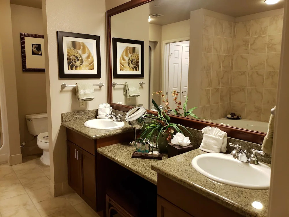 Tahiti Village Resort & Spa
