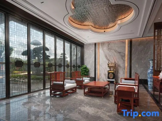 Vienna International Hotel（Ding'an Riguangfeng Yulin Branch）