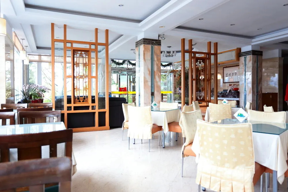 Junyue Resort