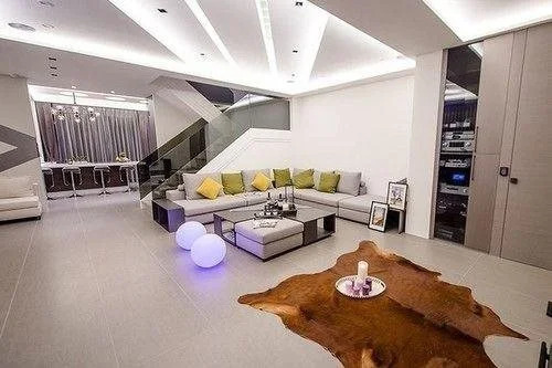 The One Villa