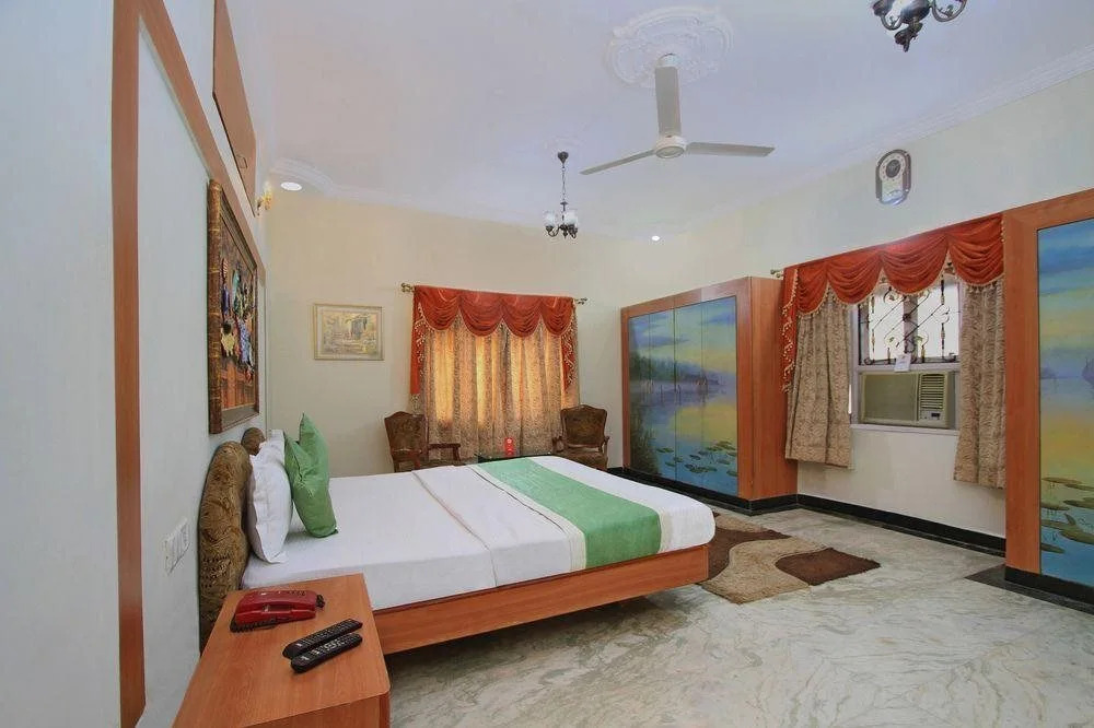 OYO Green Villa