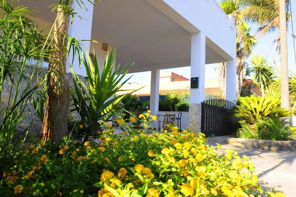 Apartment with 2 Bedrooms in Matino, with Furnished Terrace And Wifi - 10 Km From the Beach