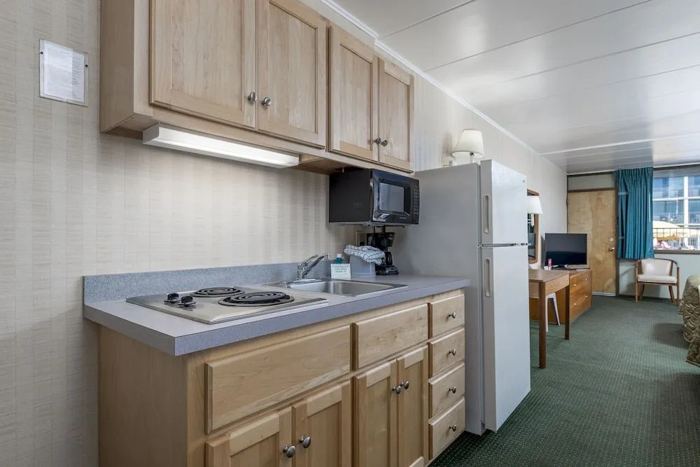 Kokomo Suites
