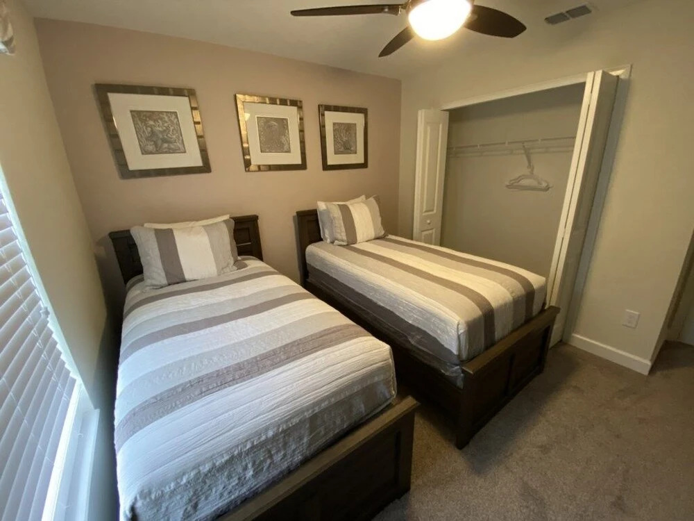 Lakeview 6 Bed Storey Lake Resort Villa 6 Bedroom Villa by Redawning
