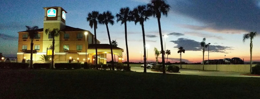 Best Western Orange Inn & Suites