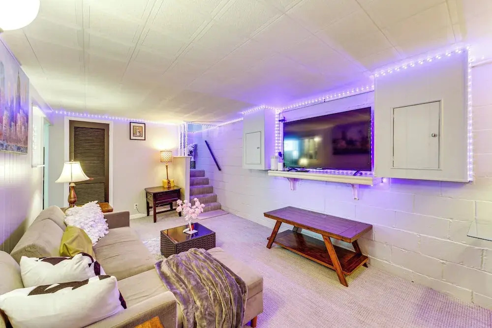 Pet Friendly, Private! Multi-level Brookline Home