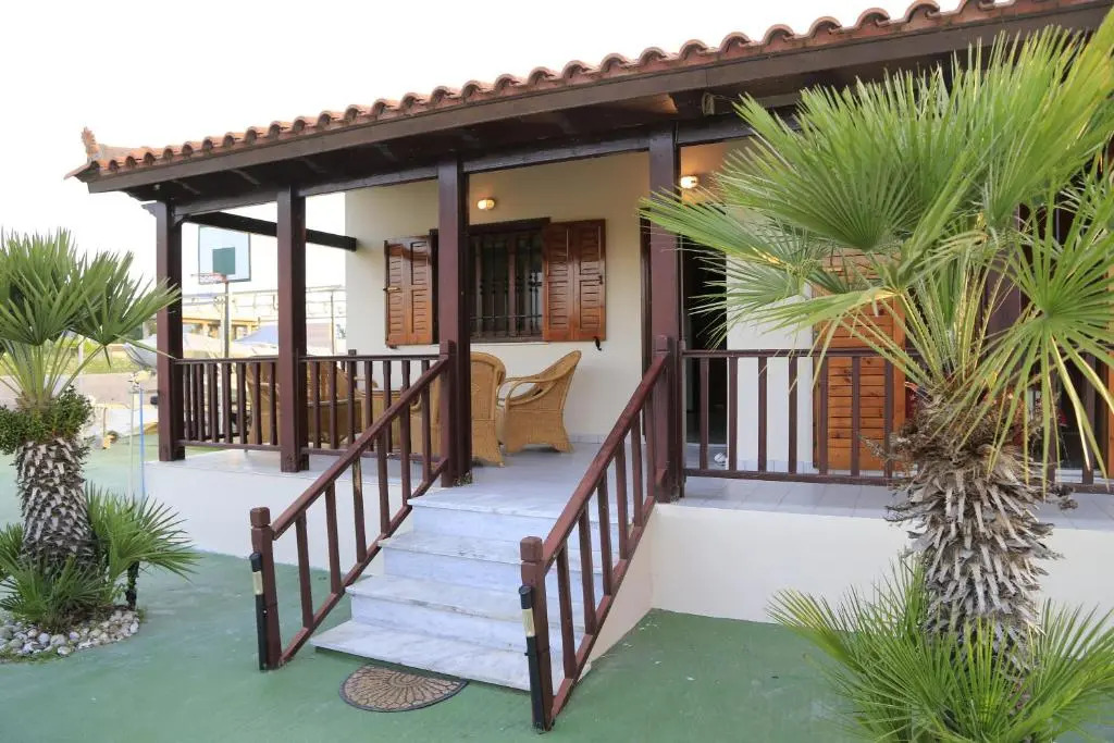 M&B Luxury House
