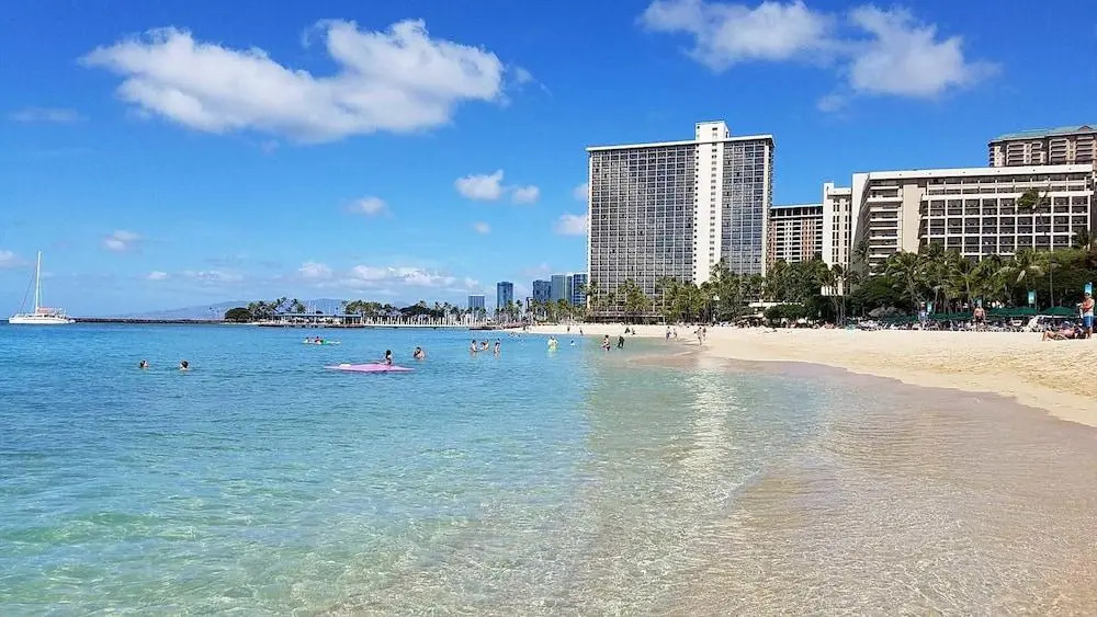 Diamond Head Beach Hotel 805