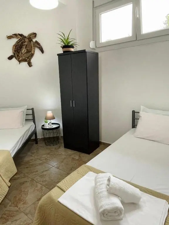 Eden apartment Paliouri with private backyard garden