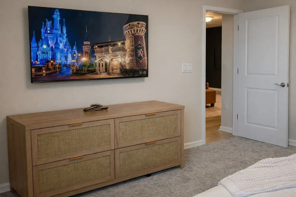 Luxury 5BR Home w/ Pool, Cinema & Game Room